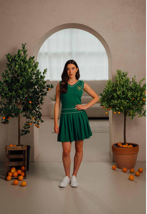 FEMALE GREEN GOWN